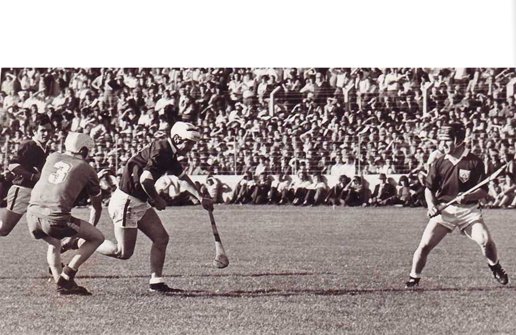 County Senior Hurling Final 1977 Slide background